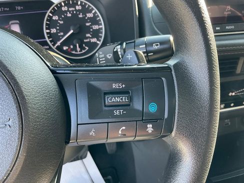 Used 2023 Nissan Rogue SV AWD/4WD image 21