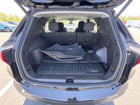 Used 2024 Chevrolet Equinox LT w/ LPO, Floor Liner Package FWD image 14
