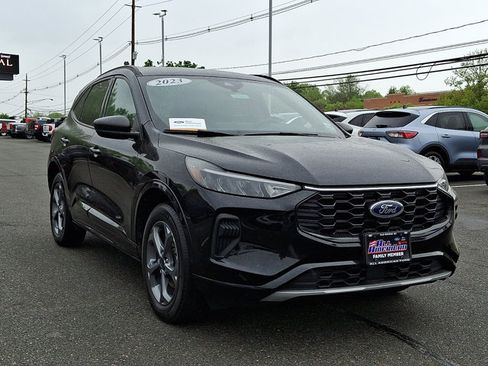 Certified 2023 Ford Escape ST-Line w/ Tech Pack #1 AWD/4WD image 2