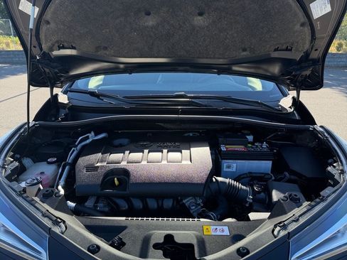 Used 2019 Toyota C-HR XLE FWD image 29