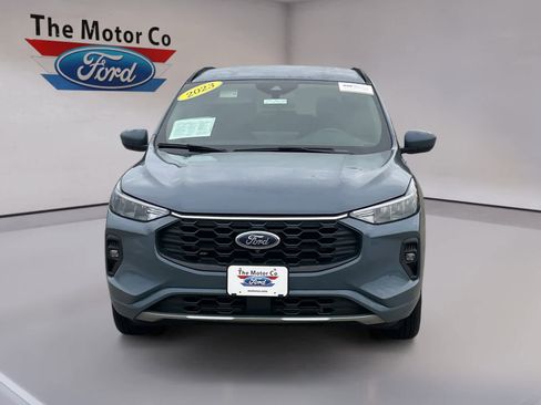 Certified 2023 Ford Escape ST-Line Select w/ Tech Pack #2 image 2