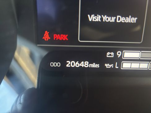 Used 2025 Toyota Sequoia 4WD image 12