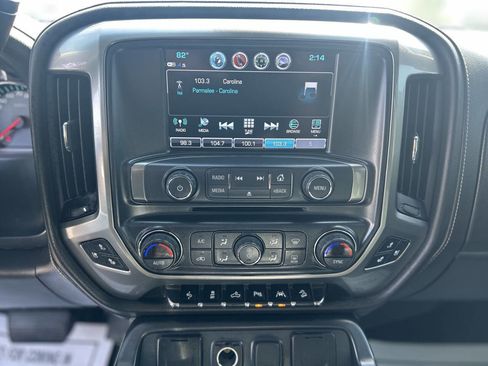 Used 2018 Chevrolet Silverado 1500 LTZ Z71 w/ Centennial Edition image 15