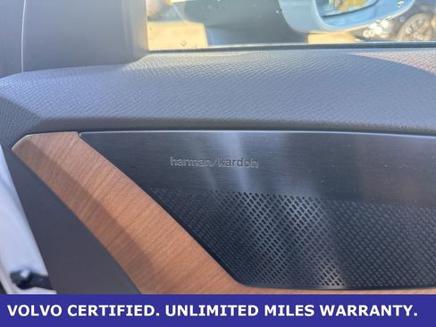 Certified 2023 Volvo XC90 T8 Plus w/ Protection Package Premier image 12