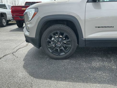 Used 2026 GMC Terrain Elevation w/ Elevation Premium Package image 28