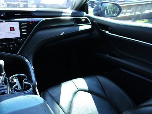 Used 2018 Toyota Camry XSE w/ Audio Package FWD image 14