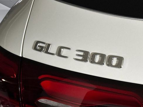 Used 2026 Mercedes-Benz GLC 300 4MATIC image 21
