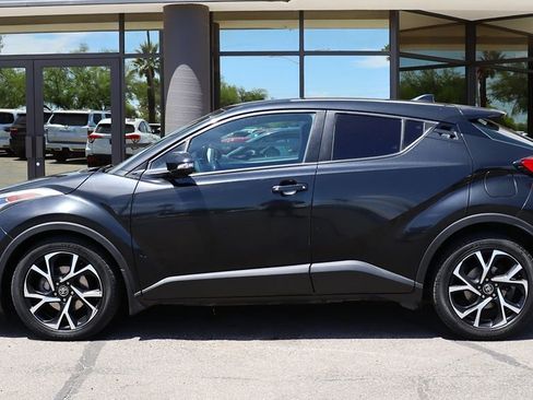 Used 2018 Toyota C-HR XLE FWD image 8