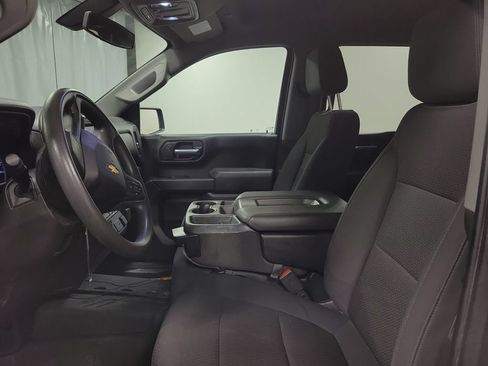 Used 2021 Chevrolet Silverado 1500 Custom AWD/4WD image 17