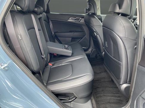 New 2026 Kia Sportage EX image 37