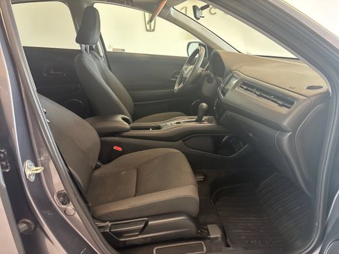 Used 2020 Honda HR-V EX image 6