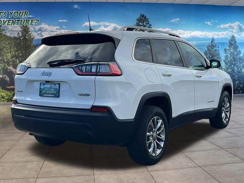 Used 2020 Jeep Cherokee Latitude Plus w/ Cold Weather Group image 5