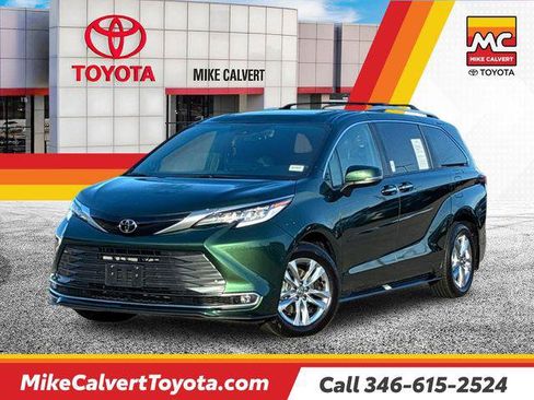 Certified 2026 Toyota Sienna Limited FWD image 1