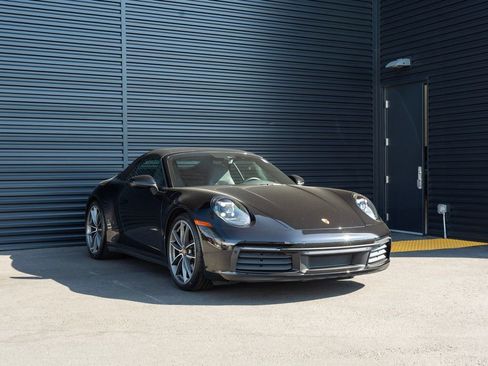 Used 2021 Porsche 911 Carrera RWD image 7