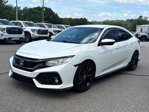 Used 2018 Honda Civic Sport image 4