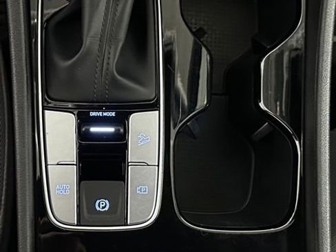 Used 2024 Hyundai Santa Cruz SE image 18