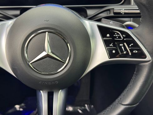 Used 2023 Mercedes-Benz GLC 300 w/ Exclusive Trim Package image 23