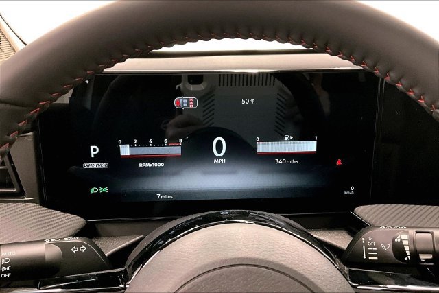 New 2026 Nissan Kicks SR w/ Cold Weather Package FWD image 24