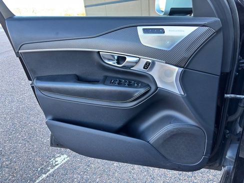 Used 2019 Volvo XC90 T6 R-Design w/ Advanced Package image 29