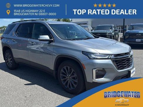 Used 2023 Chevrolet Traverse RS AWD/4WD image 1
