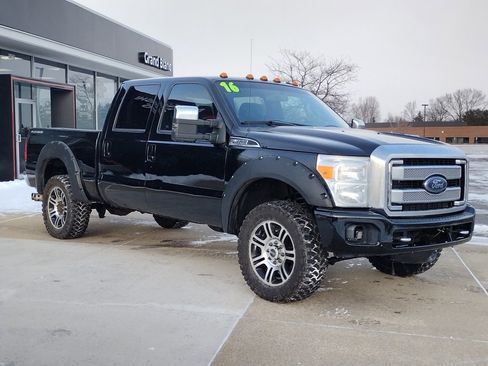 Used 2016 Ford F350 Platinum w/ Platinum Package image 11