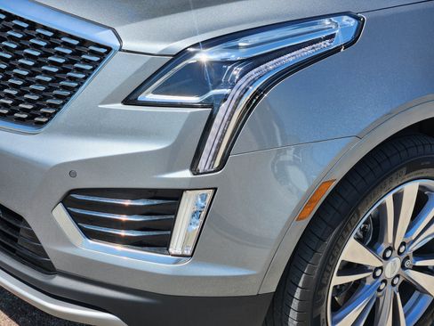 Certified 2024 Cadillac XT5 Premium Luxury FWD image 28