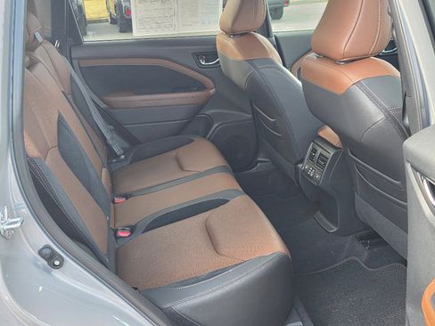 Used 2025 Subaru Forester Touring w/ Touring Package image 23