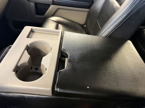 Used 2020 Ford F250 XLT image 25