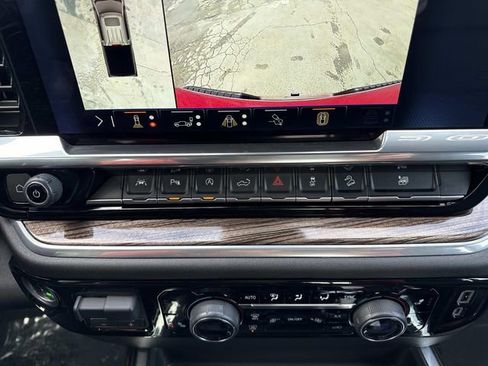 Used 2025 Chevrolet Silverado 1500 RST image 21