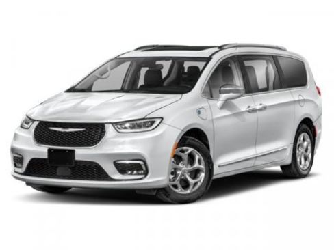 Used 2023 Chrysler Pacifica Touring-L image 4