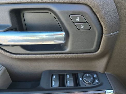 Used 2021 Chevrolet Silverado 1500 RST image 23