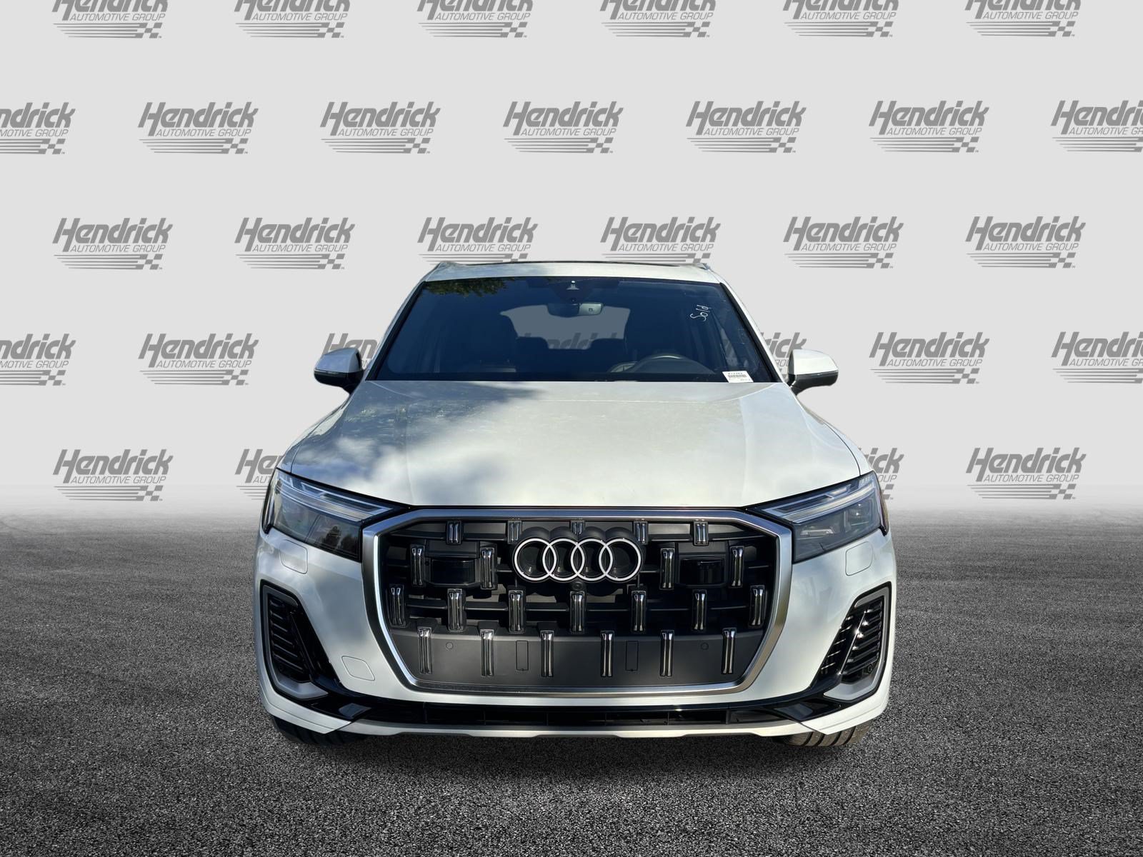 Used 2025 Audi Q7 3.0T Premium Plus w/ Premium Plus Package AWD/4WD image 3