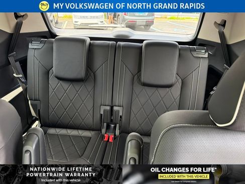 New 2026 Volkswagen Atlas SEL Premium R-Line AWD/4WD image 22