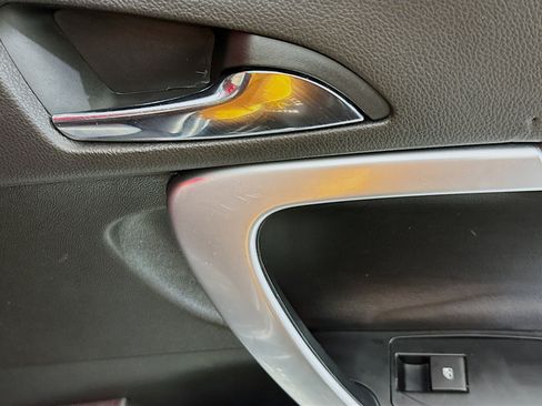 Used 2016 Buick Regal image 29