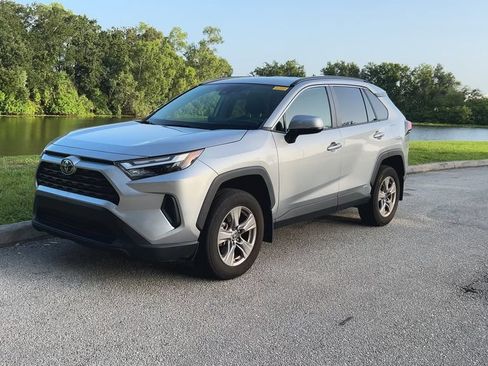 Certified 2024 Toyota RAV4 XLE AWD/4WD image 4