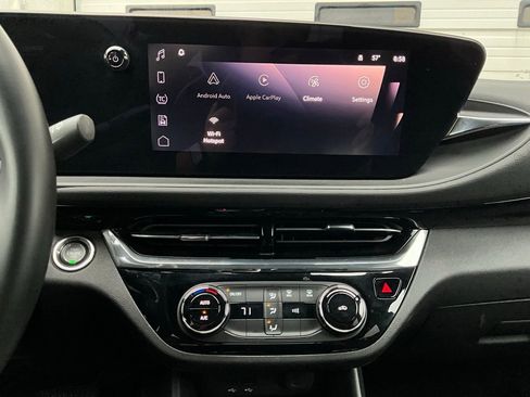 Used 2025 Buick Envista Sport Touring image 25