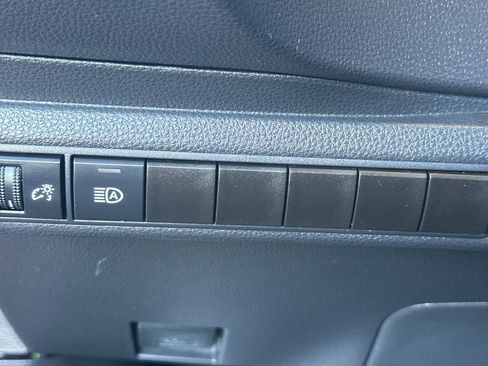 Certified 2024 Toyota Corolla LE image 31