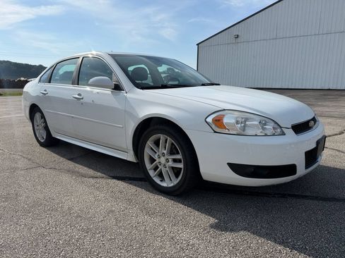 Used 2014 Chevrolet Impala LTZ FWD image 2