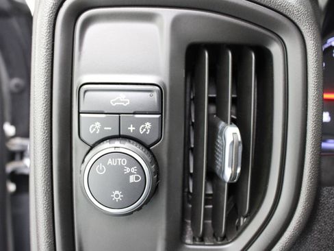 Used 2020 Chevrolet Silverado 1500 Custom w/ Custom Value Package image 56