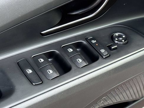 Used 2025 Hyundai Elantra N FWD image 18