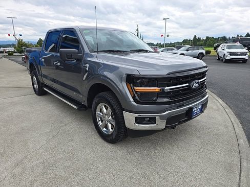 Used 2024 Ford F150 XLT w/ Mobile Office Package image 8