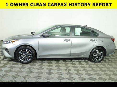 Used 2024 Kia Forte LXS image 4