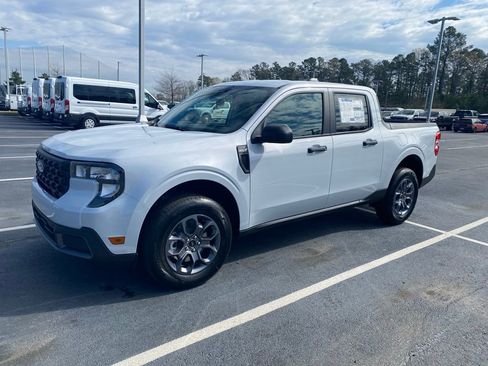New 2026 Ford Maverick XLT FWD image 3