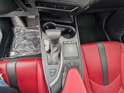 Used 2022 Lexus UX 250h F Sport image 21