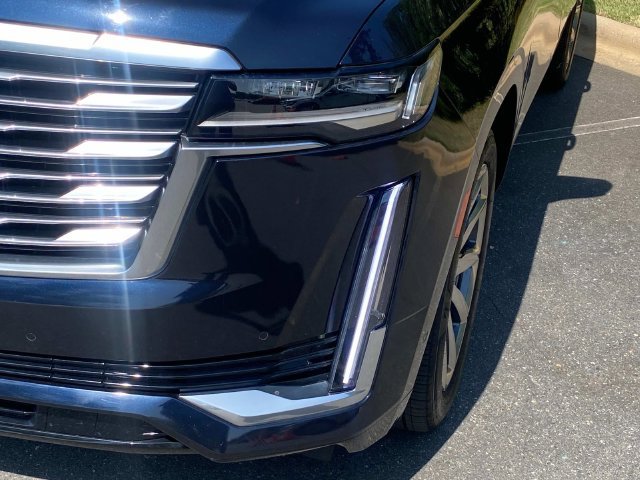 Used 2021 Cadillac Escalade ESV Premium Luxury Platinum AWD/4WD image 5