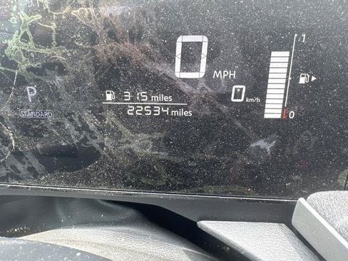 Certified 2025 Nissan Kicks SV FWD image 11