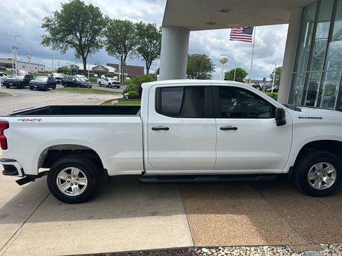 Used 2022 Chevrolet Silverado 1500 Custom w/ Rally Edition AWD/4WD image 4