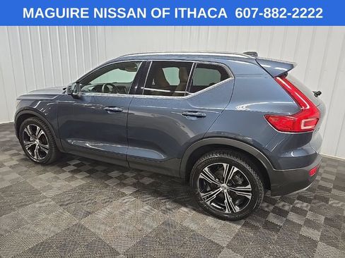 Used 2021 Volvo XC40 T5 Inscription w/ Climate Package AWD/4WD image 4
