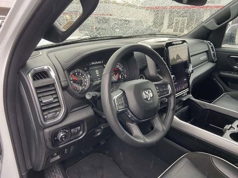 Used 2025 RAM 1500 Laramie AWD/4WD image 12