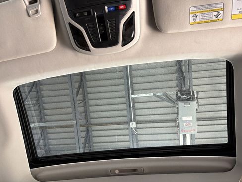 Certified 2025 Subaru Outback Touring image 30